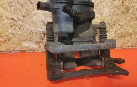 Audi A4 S4 B8 8K Rear brake caliper 32335478
