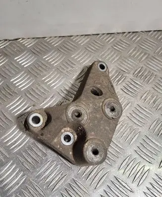 Opel Astra H Gearbox mounting bracket 90575142 0047620