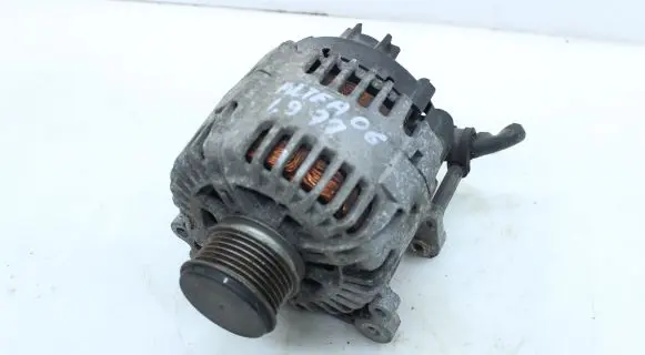 Seat Altea Generator/alternator 06F903023C