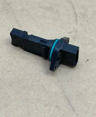 Audi A4 S4 B7 8E 8H Mass air flow meter F00C2G2055 581032B