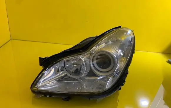 Mercedes-Benz CLS C219 Headlight/headlamp A2198203161