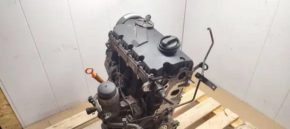 Volkswagen PASSAT B5.5 Engine 038103373r