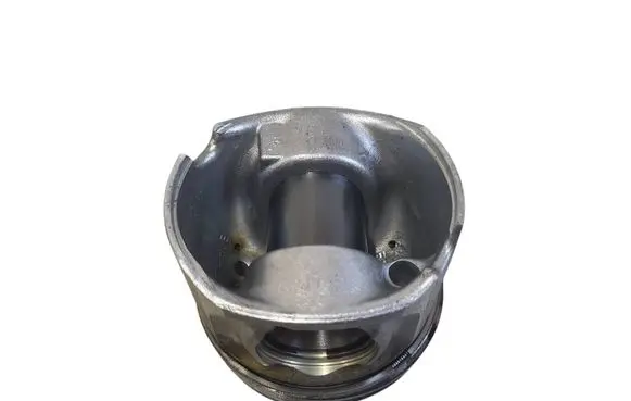 BMW 5 F10 F11 Piston 0000