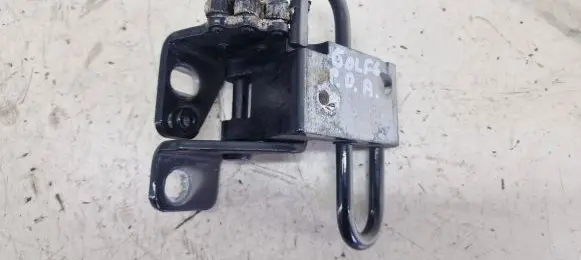 Volkswagen Golf VI Front door lower hinge 1K0831412N
