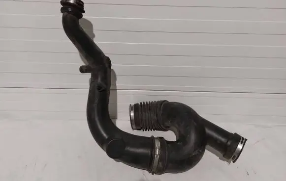 Ford F150 Air intake hose/pipe CL349C623AB