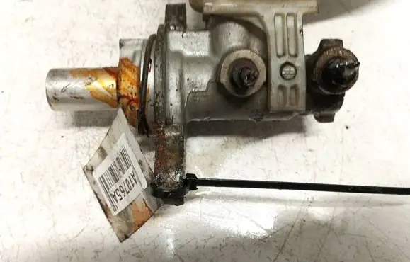 Master brake cylinder