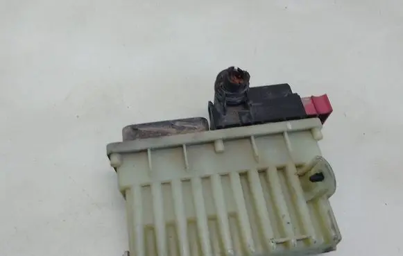 Opel Zafira A Coolant fan relay 