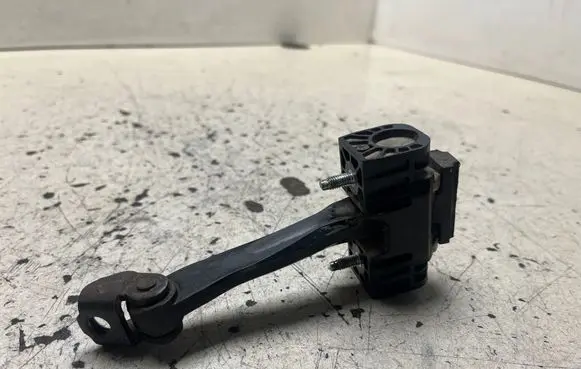 Opel Astra H Rear door check strap stopper 13107851