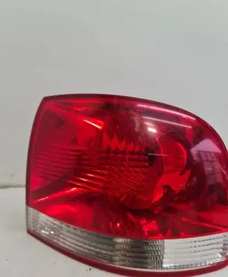 Volkswagen Touareg I Rear/tail lights 28258002
