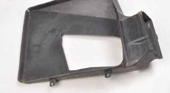 Tesla Model S Intercooler air channel guide 101151900B