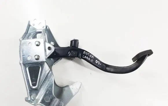 Opel Astra G Brake pedal