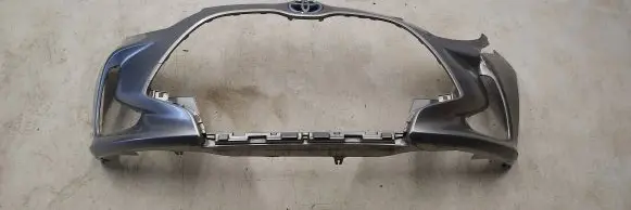 Toyota Yaris XP210 Front bumper 521190da00