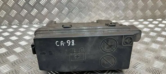Chevrolet Captiva Fuse module 2899U 0087