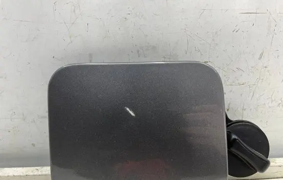 Nissan Rogue Fuel tank cap 