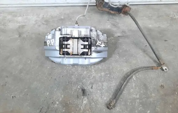 Infiniti FX Front brake caliper 