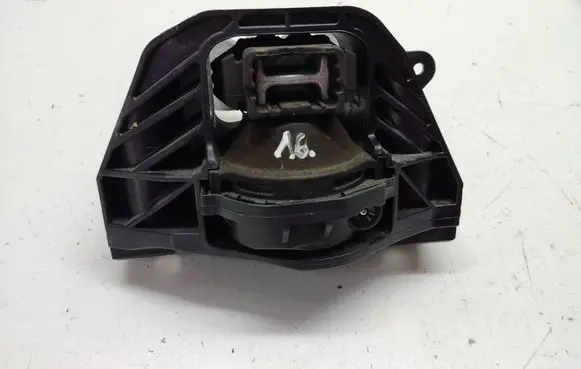 Opel Mokka B Engine mount bracket 265132