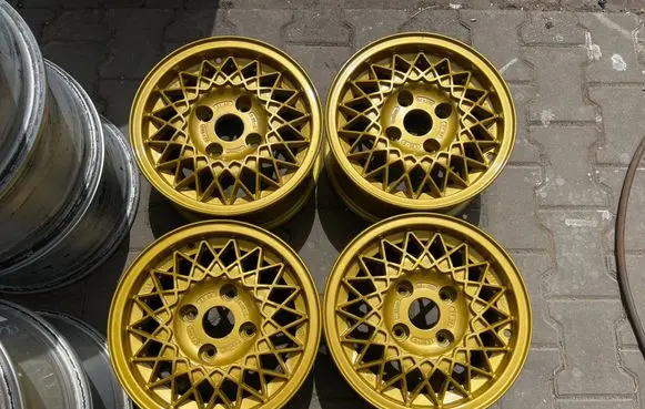Ford Escort R13 alloy rim L92C