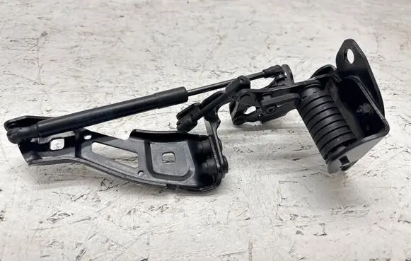 BMW M4 G82 G83 Tailgate/trunk/boot hinge 8495767 7497545
