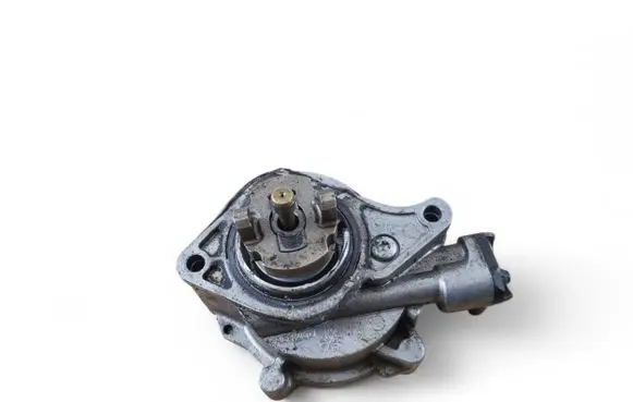 Jaguar F-Type Vacuum pump