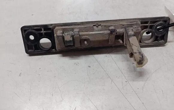 KIA Carens I Tailgate/trunk/boot exterior handle