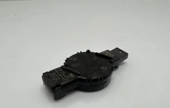 BMW 3 F30 F35 F31 Rain sensor 6814601