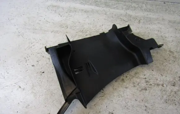 Audi A5 Intercooler air guide/duct channel 8B3121764A
