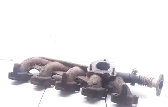 Volvo S60 Exhaust manifold 8642826
