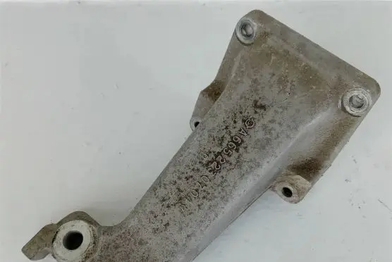 SsangYong Rexton Engine mounting bracket A6652230704