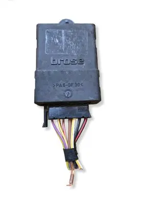 Mercedes-Benz Vaneo W414 Door central lock control unit/module PA6GF30