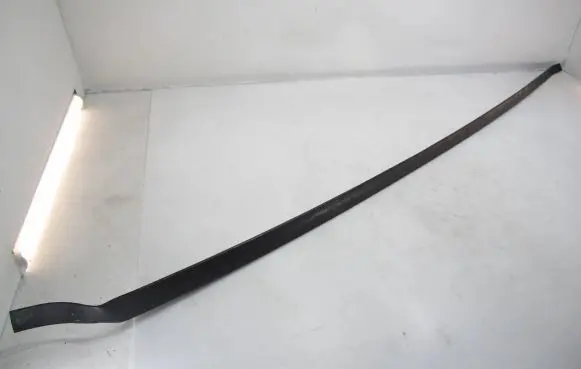 Windshield trim