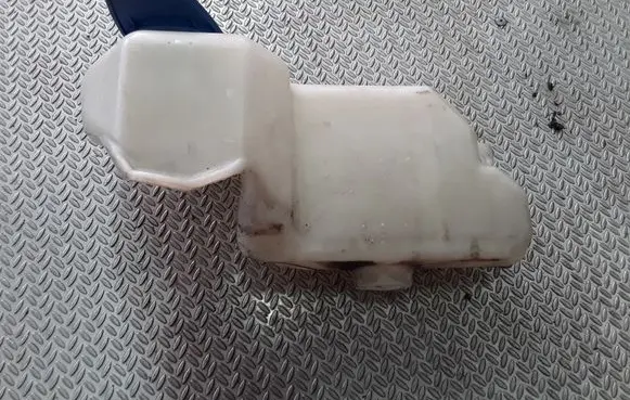Audi A4 S4 B6 8E 8H Windshield washer fluid reservoir/tank 8E0955453K