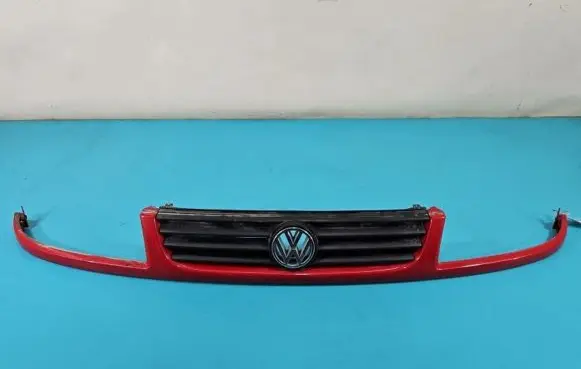 Volkswagen PASSAT B4 Front bumper upper radiator grill 3A0853653B IMPRK1408819