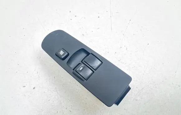Mitsubishi Colt Electric window control switch MR587959 2017TH6