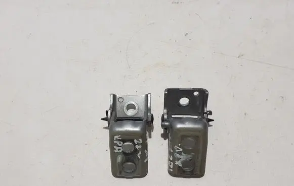 Peugeot 308 Front door upper hinge 9671886980