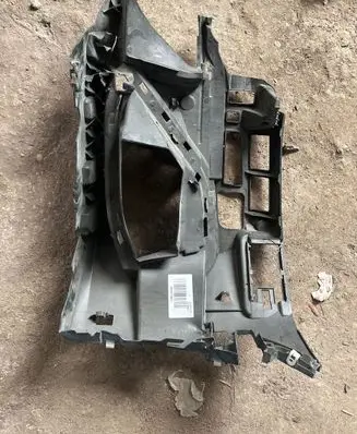 BMW 8 G16 Front bumper mounting bracket 8074788
