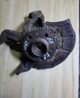 Audi A3 S3 8L Front wheel hub spindle knuckle