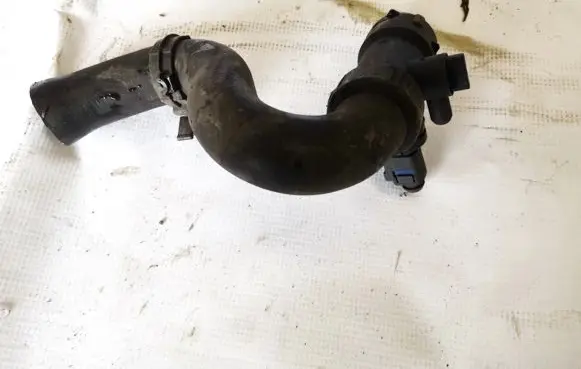Audi A4 S4 B5 8D Engine coolant pipe/hose 4b0121049d