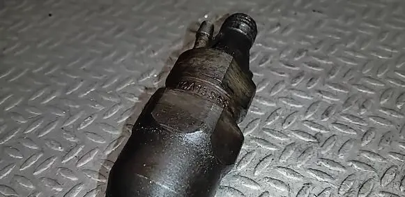Renault Trafic I Fuel injector KCA15S66