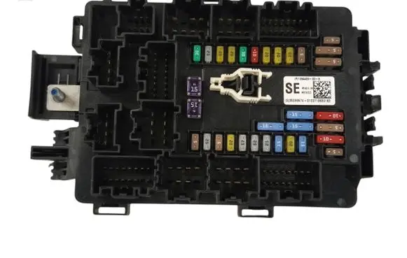 Tesla Model S Fuse module 109440900E
