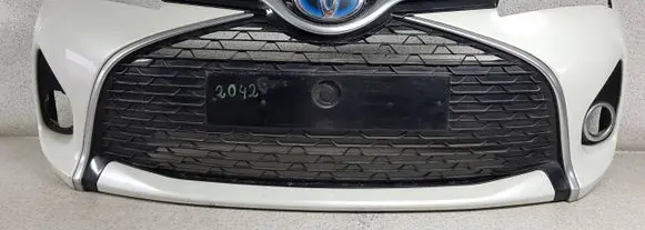 Toyota Yaris Front bumper 503103OD40