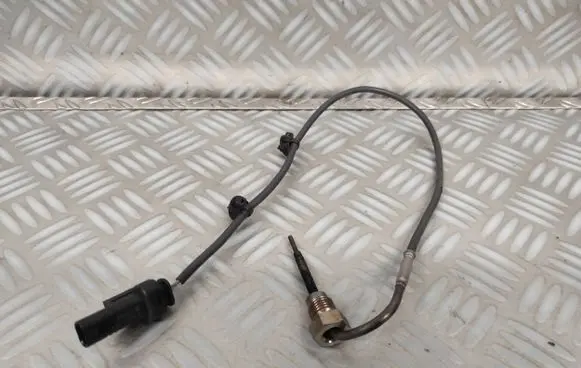 Opel Astra J Exhaust gas temperature sensor 55489548