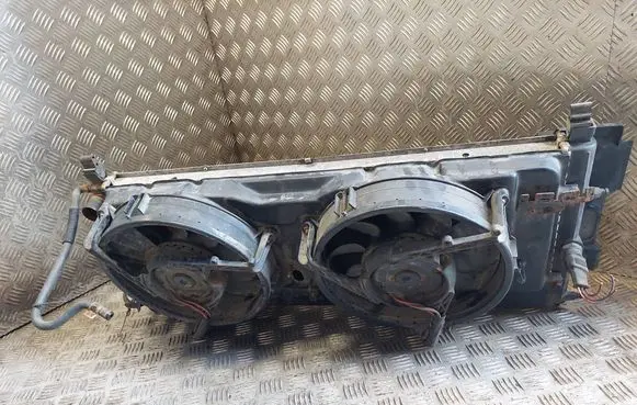 Volkswagen Multivan T4 Coolant radiator 701121253 701121165 08251350G
