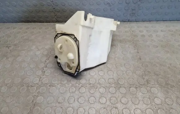 BMW X3 E83 Engine control unit box 7570071