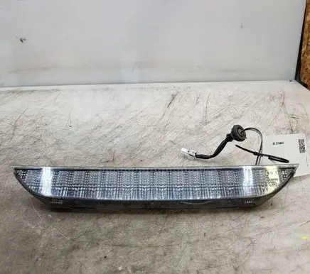 Citroen C-Crosser Third/center stoplight