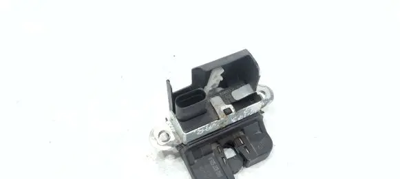 Volkswagen PASSAT B7 Tailgate/trunk/boot lock/catch/latch 5K0827505A