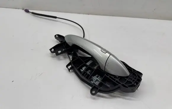 Rear door exterior handle