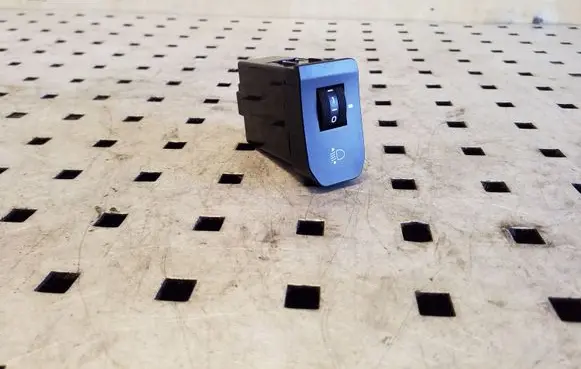 Headlight level height control switch