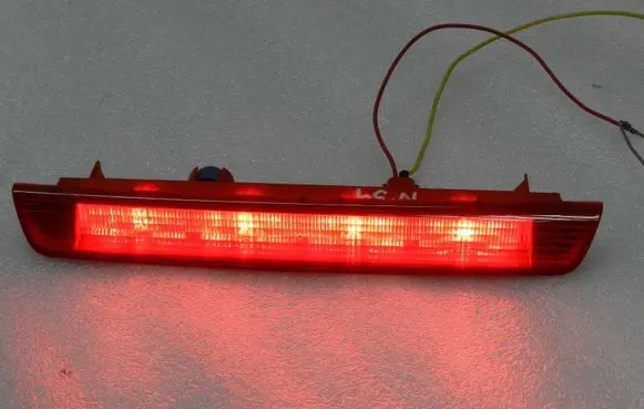 Nissan Qashqai Third/center stoplight 265904EA0A