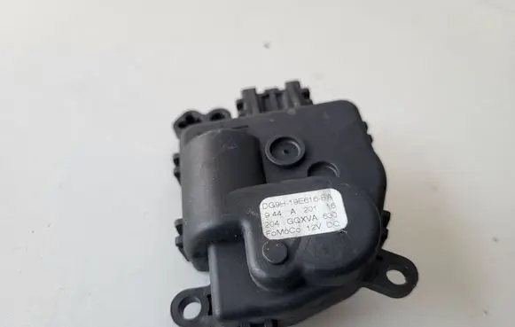 Ford Galaxy A/C air flow flap actuator/motor DG9H19E616BA