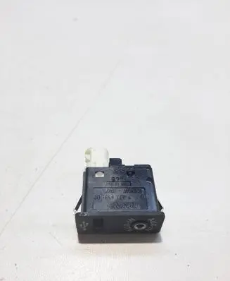 BMW 5 F10 F11 AUX in-socket connector 9237653